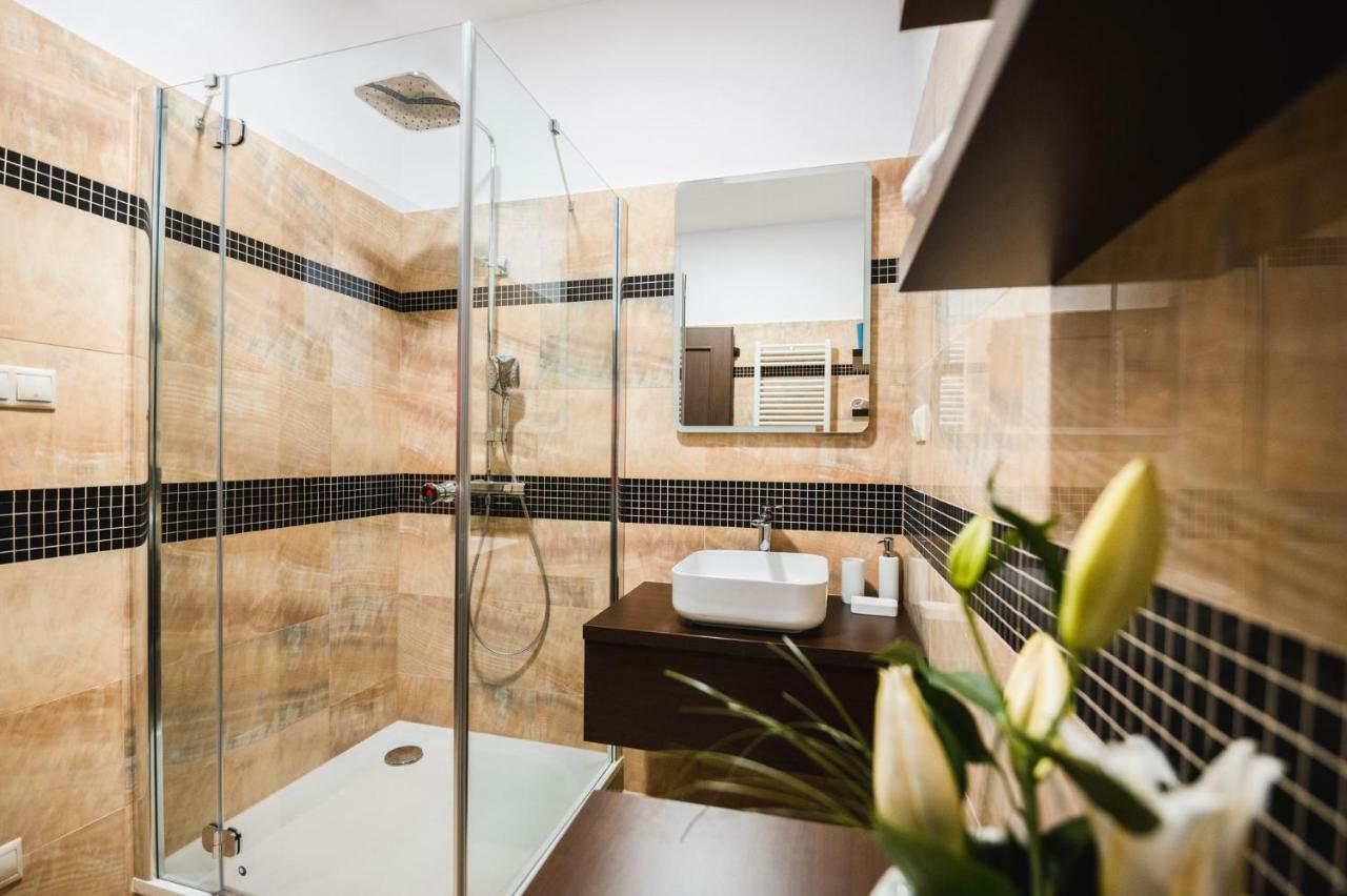 Apartmany Na Baste เลวิเช ภายนอก รูปภาพ