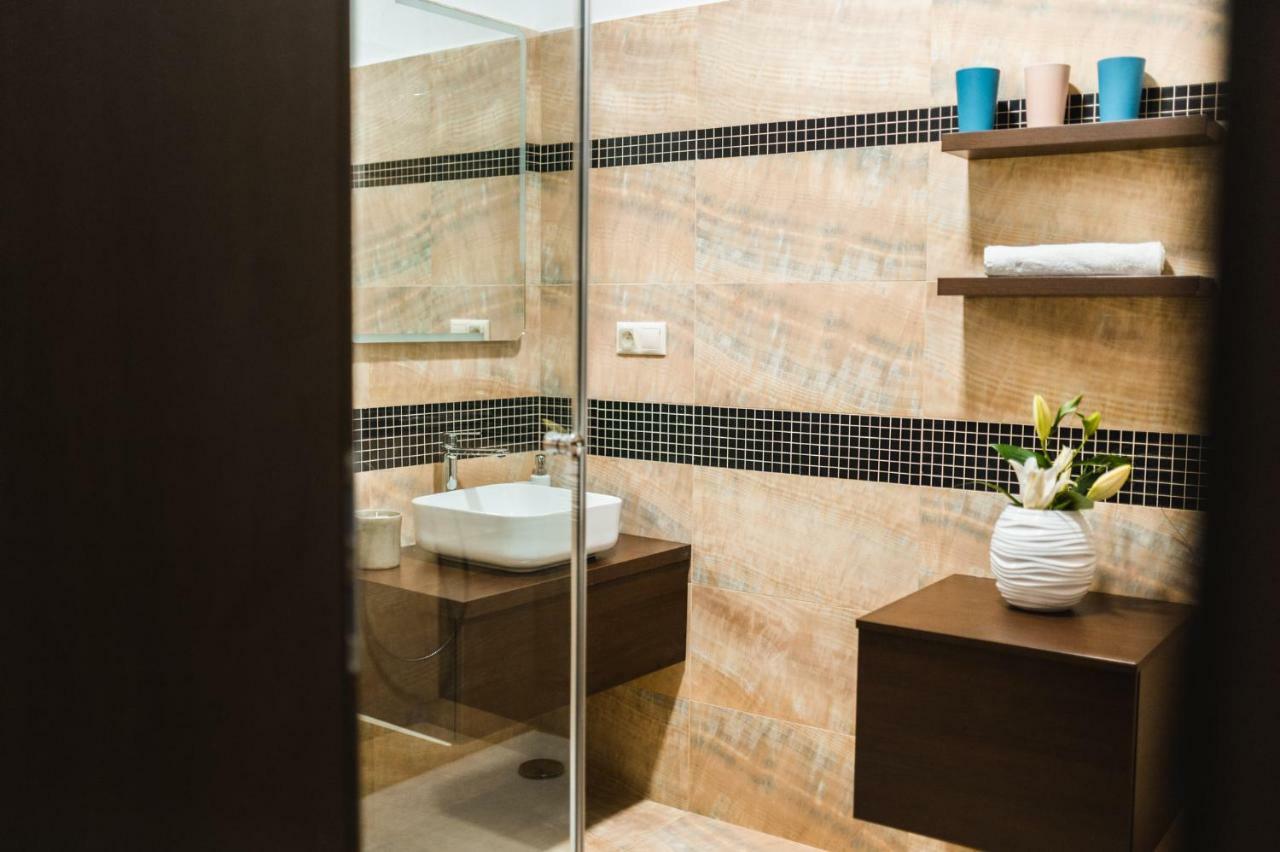 Apartmany Na Baste เลวิเช ภายนอก รูปภาพ